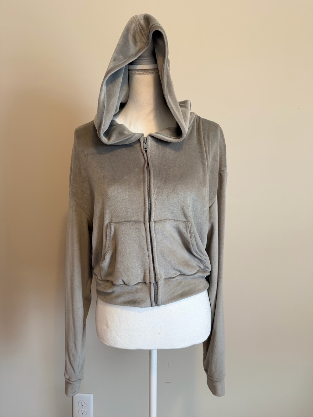 SKIMS Velour Zip Up Hoodie Jacket in Smoke size large limited edition NWOT - Picture 6 of 11